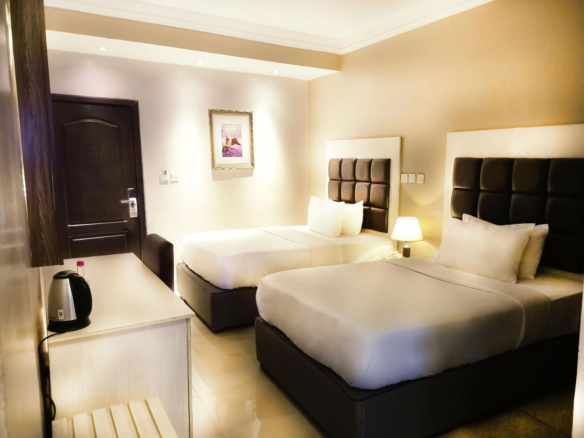 Swiss International Beland Hotel Owerri Exterior photo